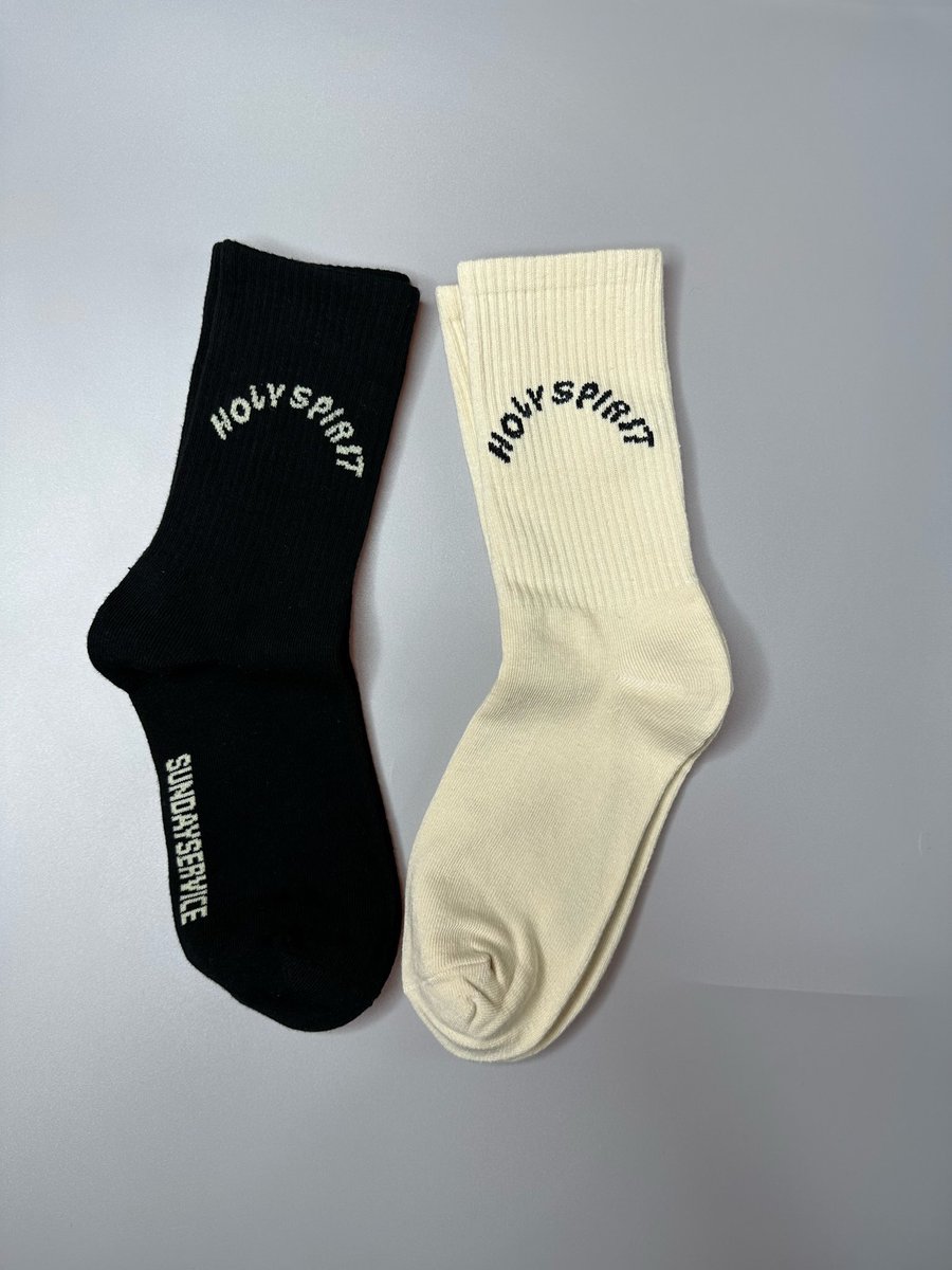 thegreysole's tweet photo. thegreysole emorace the spirit or praise and Tasnion-torwara expression with Kanye West's Sunday Service Choir Socks.
Price: 60ghc
Visit https://t.co/4D3nZCLABU to place an order or 📞 0249965222
📍Nii Sai Road, East Legon
#thegreysole #greysole #socksgh
#kanye #sundayservice https://t.co/1y4ogwTapa