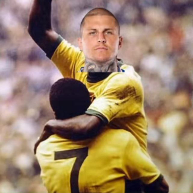 Kyle de-Vaney tweet media