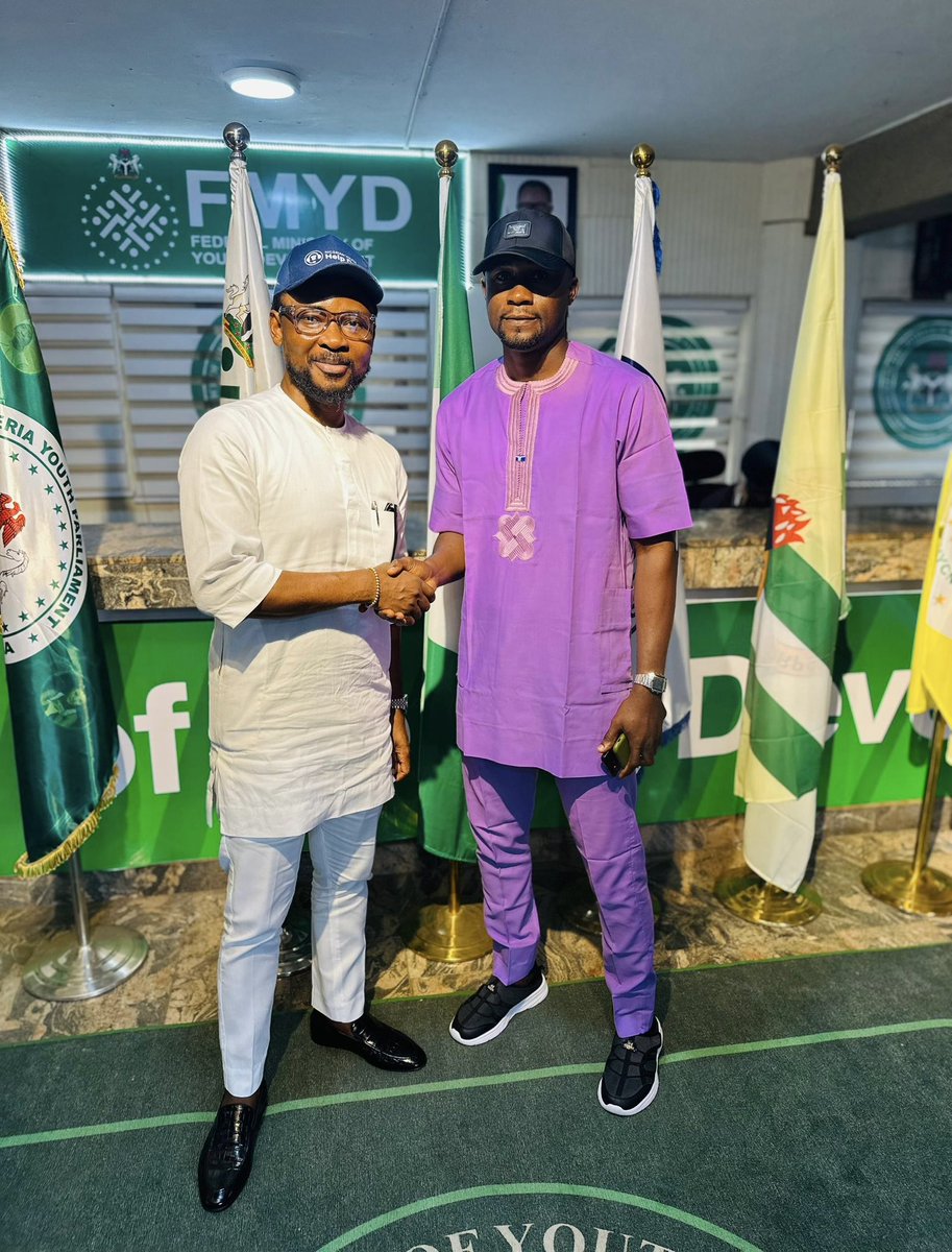 In a recent conversation that lasted 30 seconds with Japheth Joshua Omojuwa, a Nigerian writer, political commentator, and social media expert, his persona was summarized as having a calm demeanor and a humble persona.

This brief interaction highlighted these aspects of his