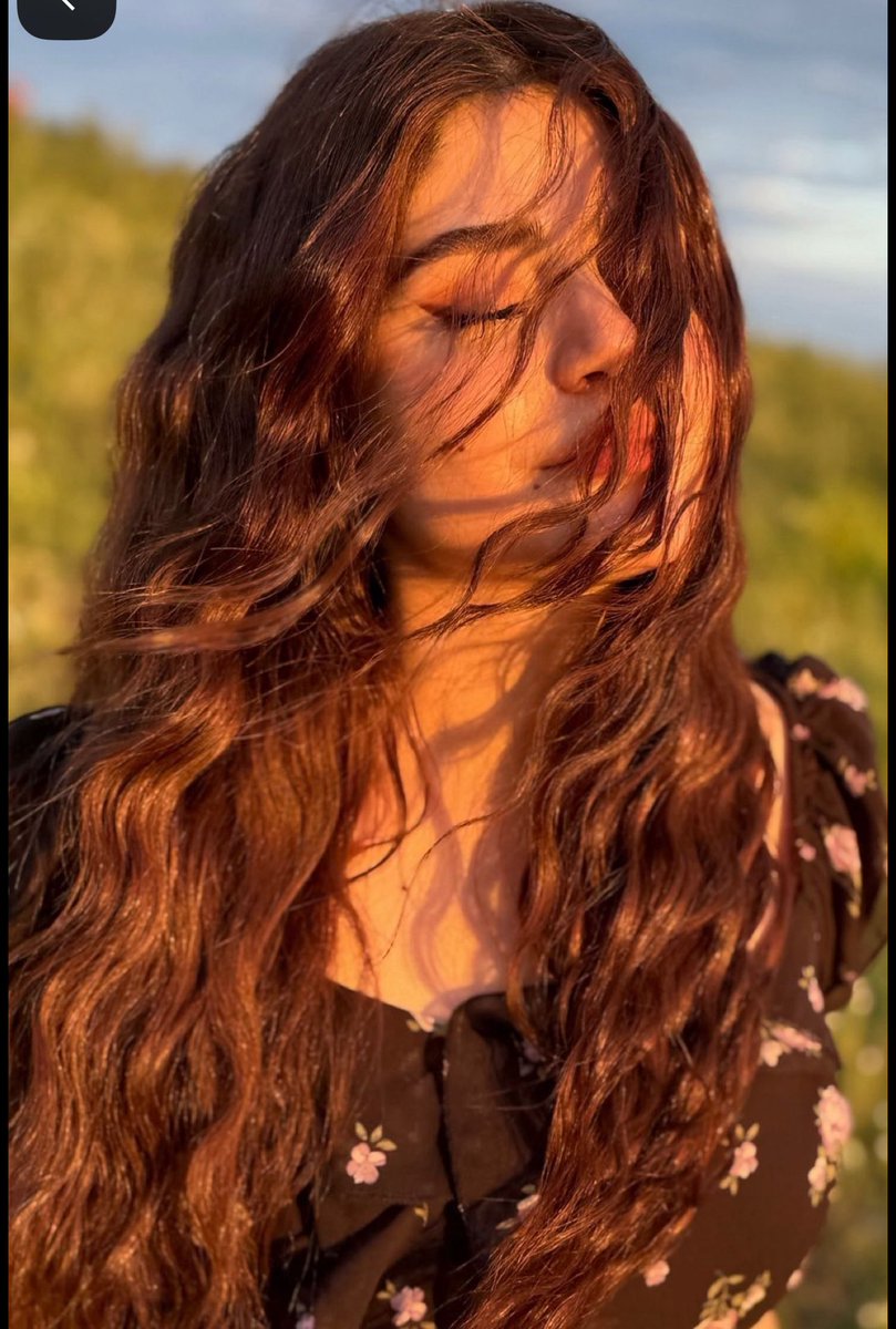 ئەگەر ویستت ئەقڵی كەسێك بناسی گوێ 
لەوشەكانی بگرە، ئەگەر ویستت دڵی  
كەسێك بناسی سەیری ڕەفتارەكانی بكە..