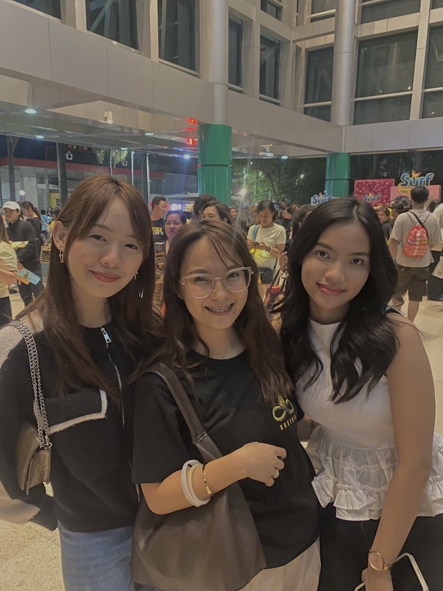 makikipamilya lang po muna. ang gaganda e 🥹 <a href="/Ferrermaxine/">Maxine</a> 

DUSBI BY YOUR SIDE