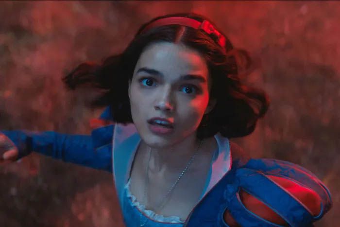 spacelovestars's tweet photo. Snow White celebrates 2 months since it arrived on the Disney+ platform where it is ranked in the TOP5 💫💛 https://t.co/qlTuhln4yZ
