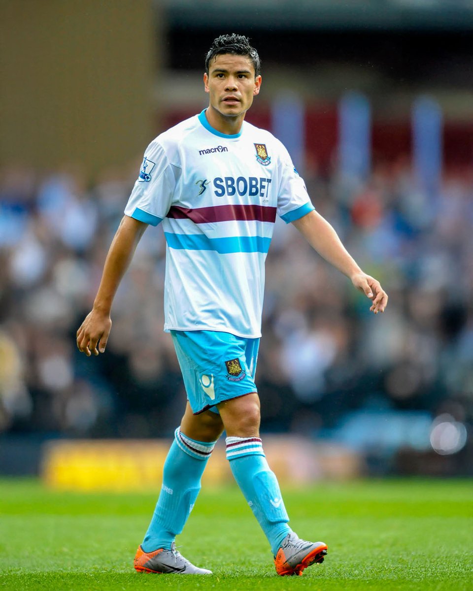 WestHamEspanol's tweet photo. 14 de agosto, 2010. 🔙🇲🇽

El día que @pablitobarrera debutó con el West Ham United. ⚒️ https://t.co/VALAsZNgq9