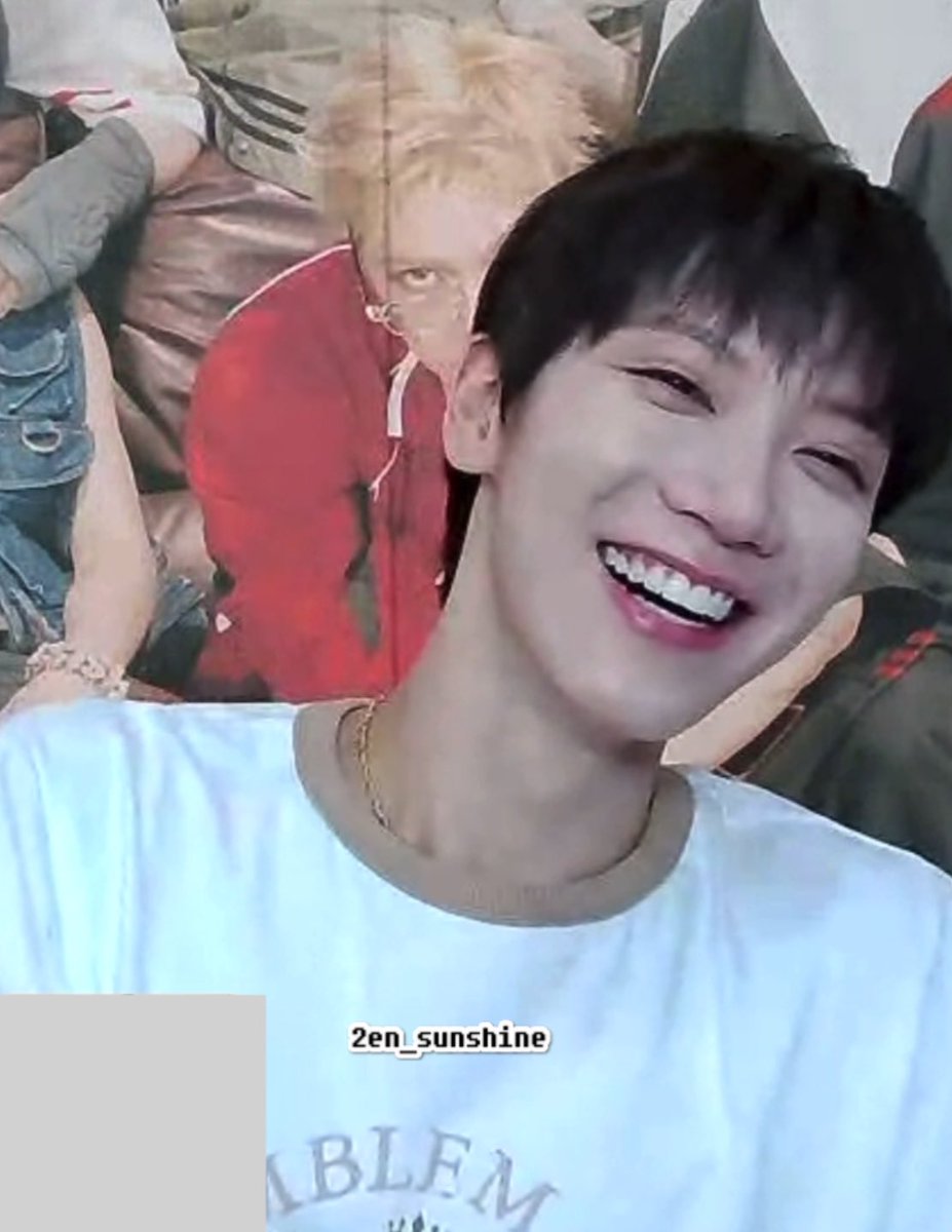 2EN_sunshine's tweet photo. 250811 사운드웨이브 #텐 #TEN

히히 아랑해😚🫶���� https://t.co/zrCf82ewaE