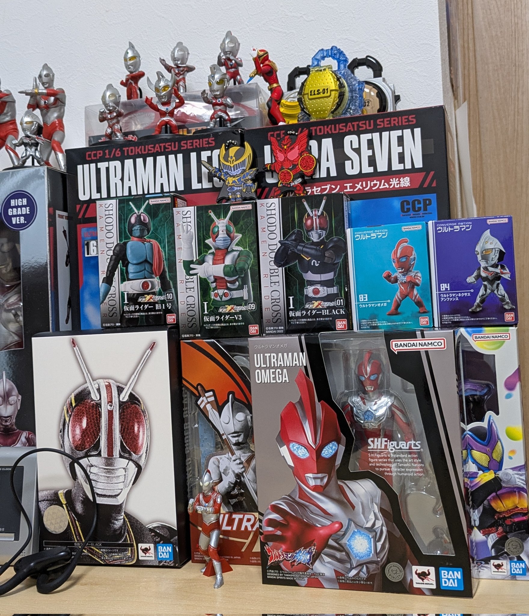 ウルトラマン　ガンダム　仮面ライダー　その他色々 ウルトラマン×仮面ライダー×ガンダム「WIN THE BATTLE