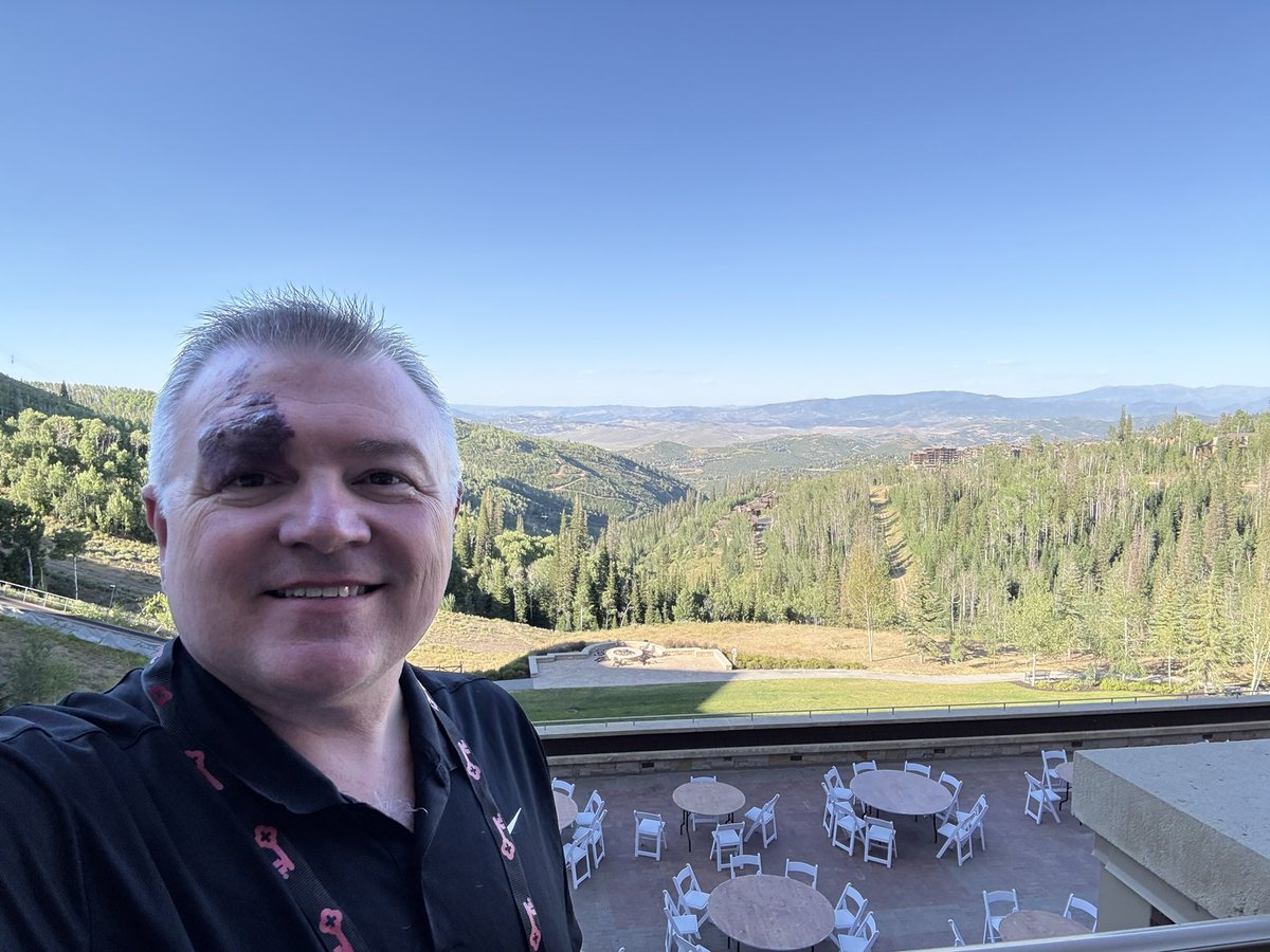 Back on the road and first stop is Deer Valley for a conference. Talking enterprise software, cloud, CX, cybersecurity…oh and AI. Spending time unpacking the opportunities and risks. 

#CIO #CX #Cybersecurity #AI #Agentic #Cloud