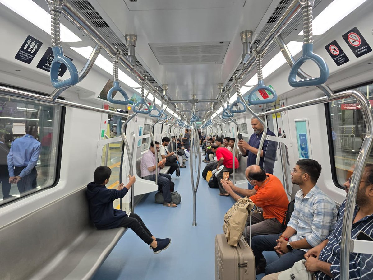 ChristinMathewPhilip (@christinmp_) on Twitter photo #Yellove 19 km, 32 minutes: First-hand account of Bengaluru Metro’s RV Road–Bommasandra ride
<a href="/OfficialBMRCL/">ನಮ್ಮ ಮೆಟ್ರೋ</a>
moneycontrol.com/news/india/19-… #Yellove 19 km, 32 minutes: First-hand account of Bengaluru Metro’s RV Road–Bommasandra ride
<a href="/OfficialBMRCL/">ನಮ್ಮ ಮೆಟ್ರೋ</a>
moneycontrol.com/news/india/19-…
