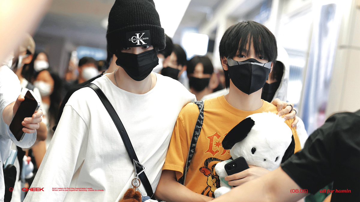 CHEEK_HAMIN's tweet photo. - 250811 HND🇯🇵🛫
🖤
HD. 

#SMTOWN #HAMIN #하민 
#SMTR25 #smtr25hamin
@SMTR25_official https://t.co/qlmT63yxOF