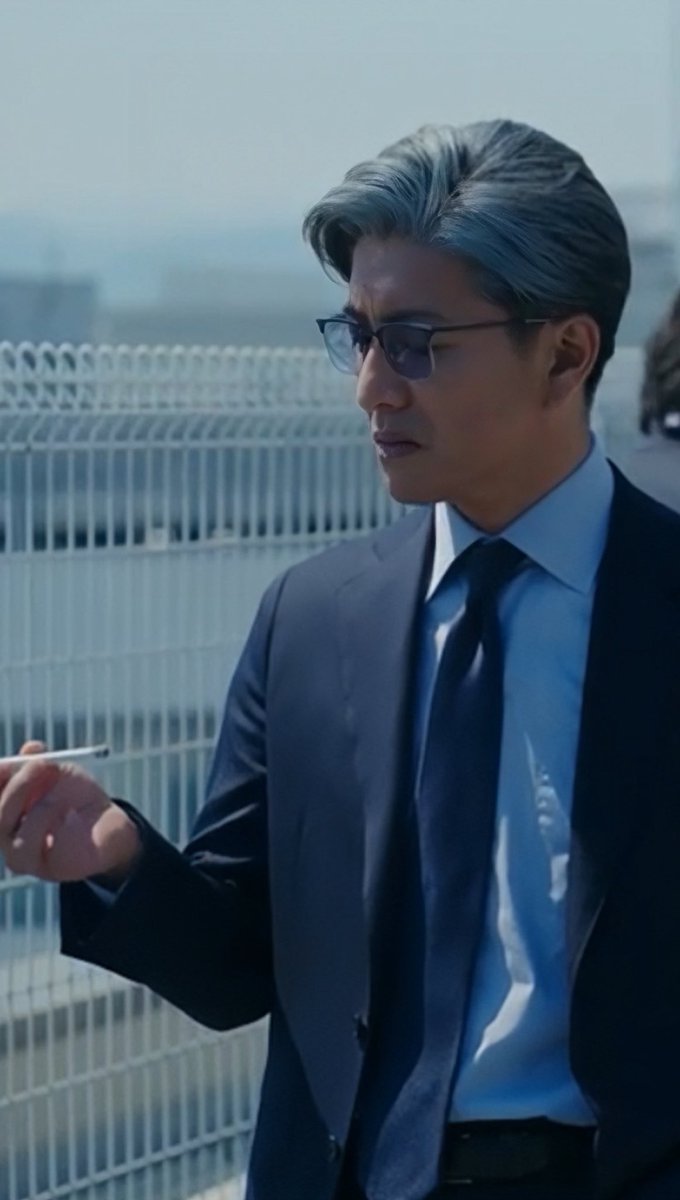 こえび tweet media