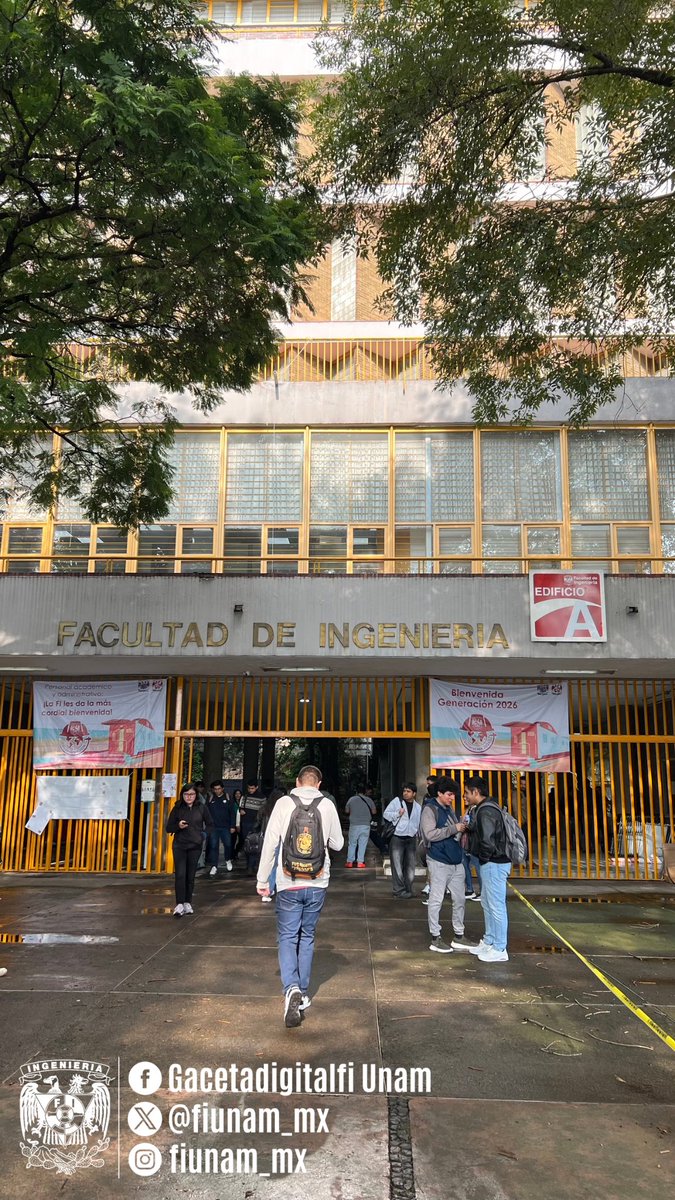 FIUNAM_MX's tweet photo. La #FIUNAM se llena de vida nuevamente y está lista para el ciclo 2026-1. ✨
¡Bienvenidas y bienvenidos a su Facultad!
#OrgulloFI ❤️🤍
#OrgulloUNAM 
#TodosSomosFI https://t.co/1nTPzdcsVN