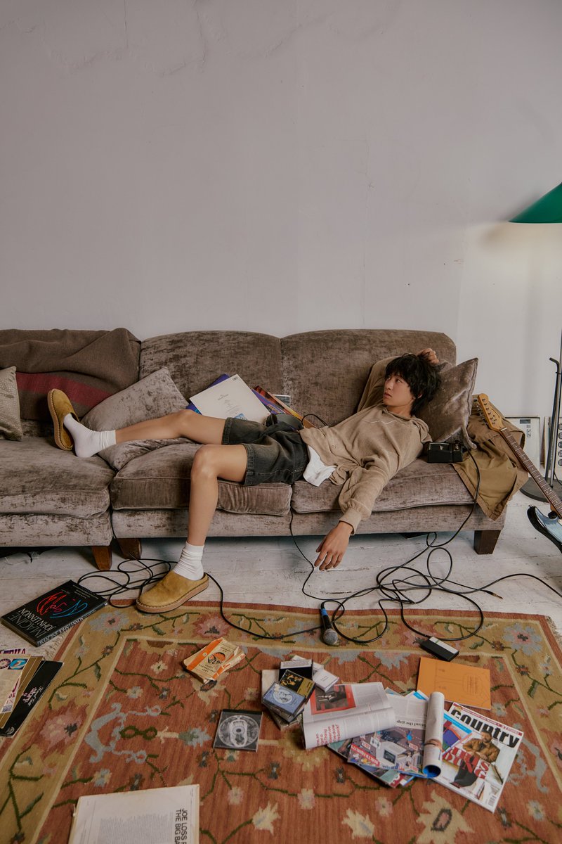 weareoneEXO's tweet image. CHANYEOL 찬열 &apos;Upside Down&apos; TEASER IMAGE 1 - Off Ver.

CHANYEOL 찬열 The 2nd Mini Album 【Upside Down】
➫ 2025.08.25 6PM (KST)

💿Pre-order
CHANYEOL.lnk.to/UpsideDown

#CHANYEOL #찬열
#EXO #엑소 #weareoneEXO
#UpsideDown #CHANYEOL_UpsideDown