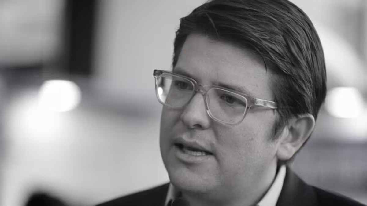 Lamento profundamente el fallecimiento del senador Miguel Uribe Turbay.
Mi solidaridad con su familia, amigos y compañeros en este momento de dolor.

Su muerte nos recuerda la urgencia de rechazar la violencia política y trabajar por una Colombia en paz, un país que respete la