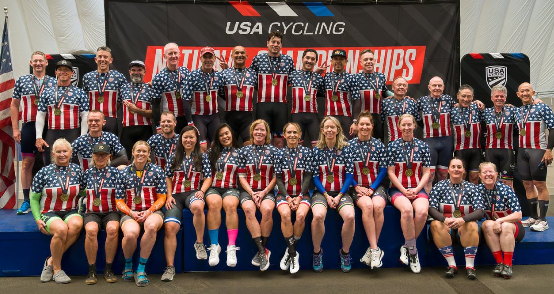 Tall guy in the center, hey 👋