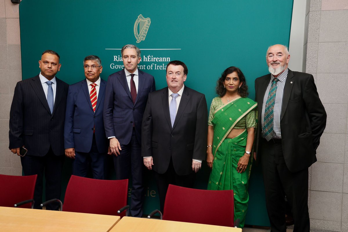 Simon Harris TD tweet media