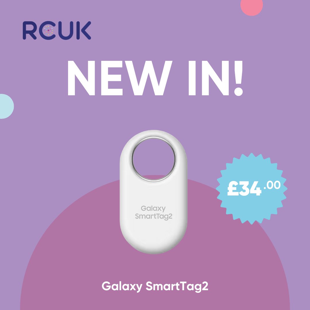 rcuk's tweet image. Never lose track again 📍 The NEW Galaxy SmartTag2 is here at RCUK! With UWB &amp;amp; Bluetooth tracking, IP67 water resistance, and up to 700 days of battery life, your essentials are always within reach. 💡

Get yours here bit.ly/3Hrni0u 

 #GalaxySmartTag2 #RCUK