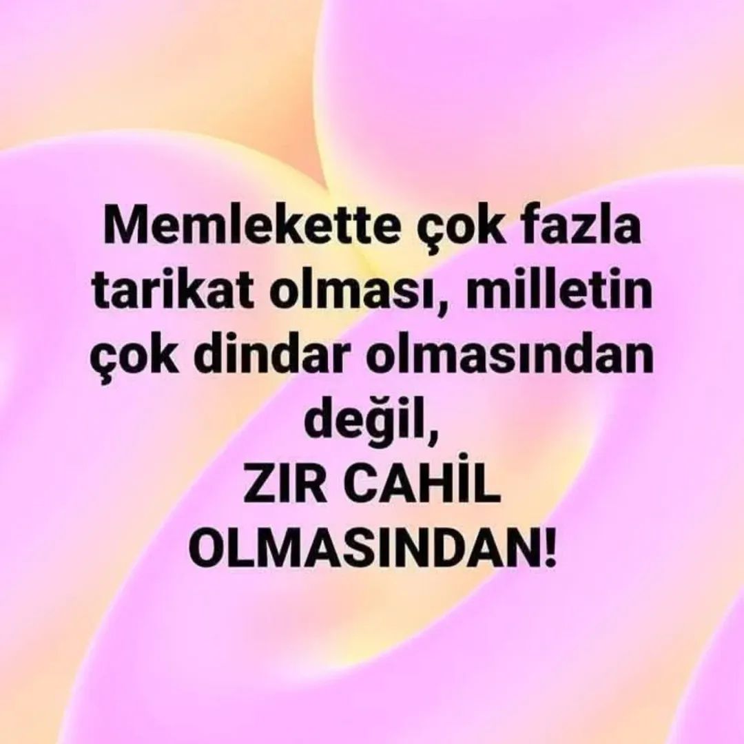 gamze_burcin's tweet photo. Tarikatlar cemaatler Emperyalizmin kullanışlı aptalları...🤣🇹🇷 https://t.co/mKoKyYCCBL