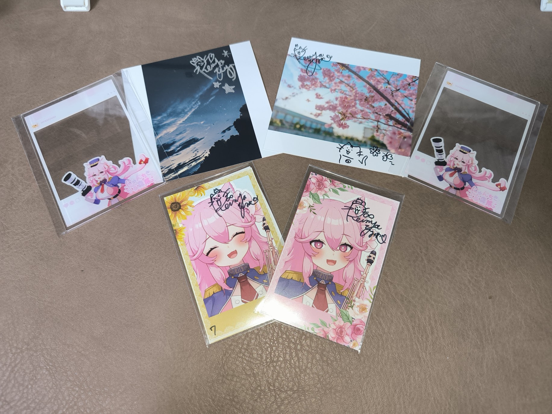 ヤン・ヒ　直筆サイン『Private Party』アクリル絵具　0718I 夢宮ありす🃏 on X: 