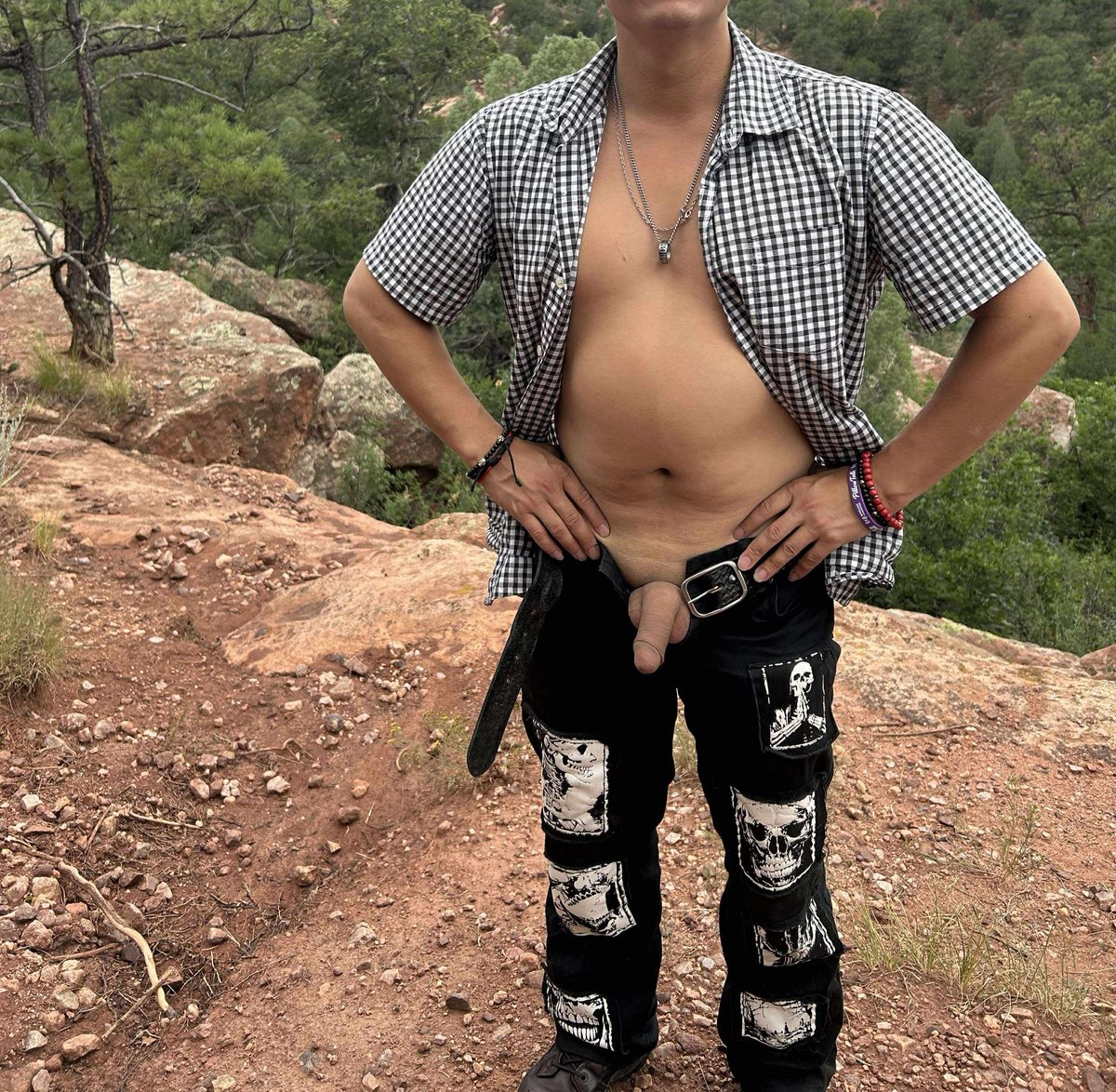 Error_50424's tweet photo. More hiking pics! https://t.co/JTLWbcz67R