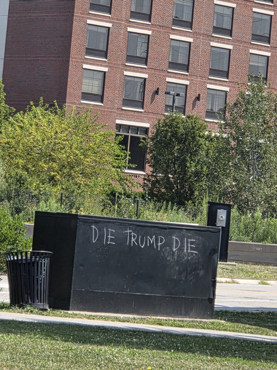 Ray_Prov's tweet image. New art installation at India Point Park