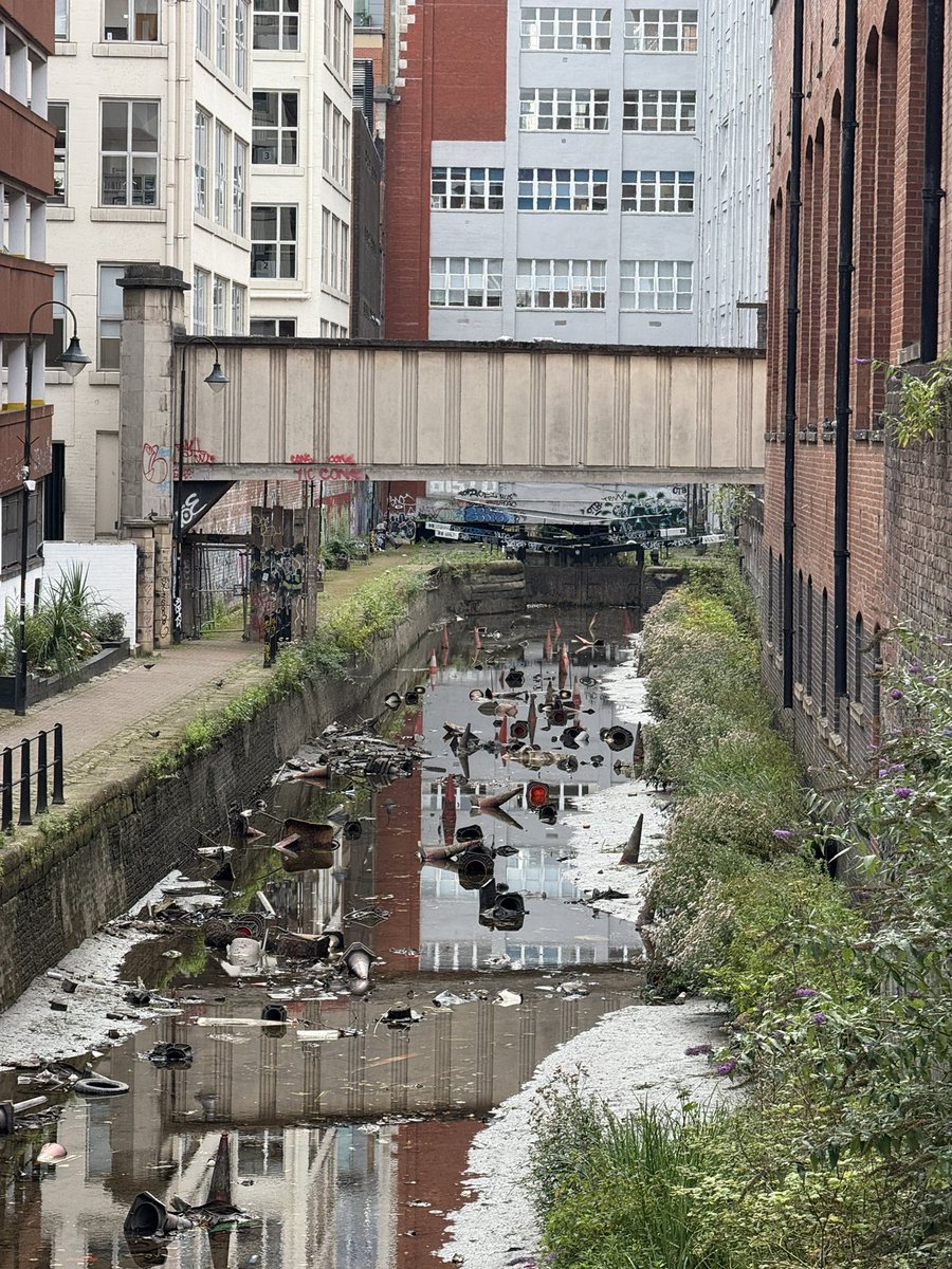 FixMCR's tweet photo. @ManCityCouncil @AndyBurnhamGM #FixMCR https://t.co/CJRWaGqiRE