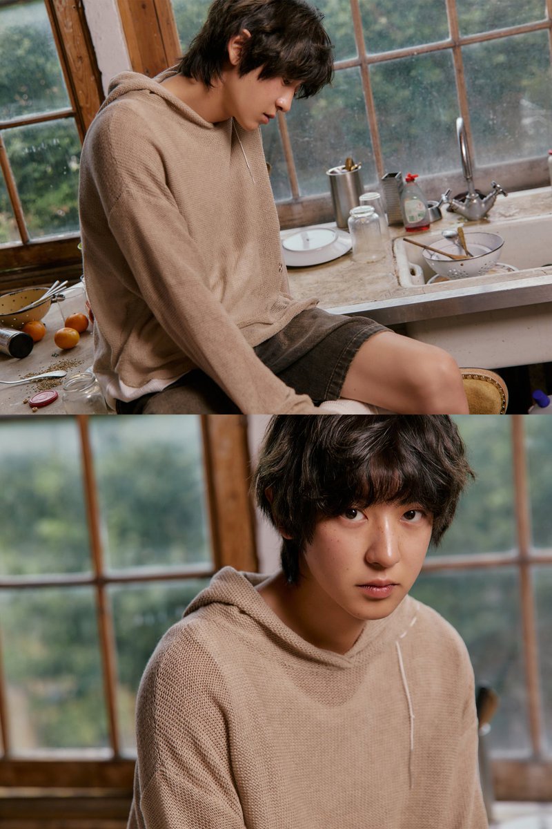 hourly chanyeol tweet media