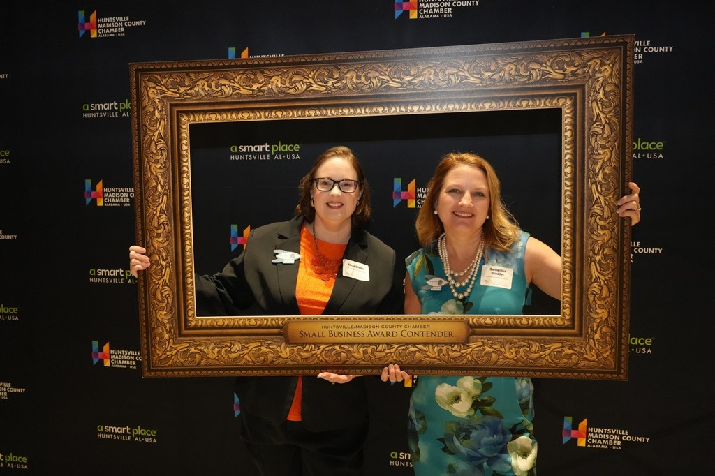 RocketCityHR's tweet photo. Our Founder/CEO Samantha Brinkley and COO Alicia Shelley had a fantastic time representing Rocket City HR Consulting at the Small Business Awards Contender Reception with the Huntsville/Madison County Chamber!
#SmallBusinessAwards #RocketCityHR #HuntsvilleBusiness https://t.co/pWii09jpyP