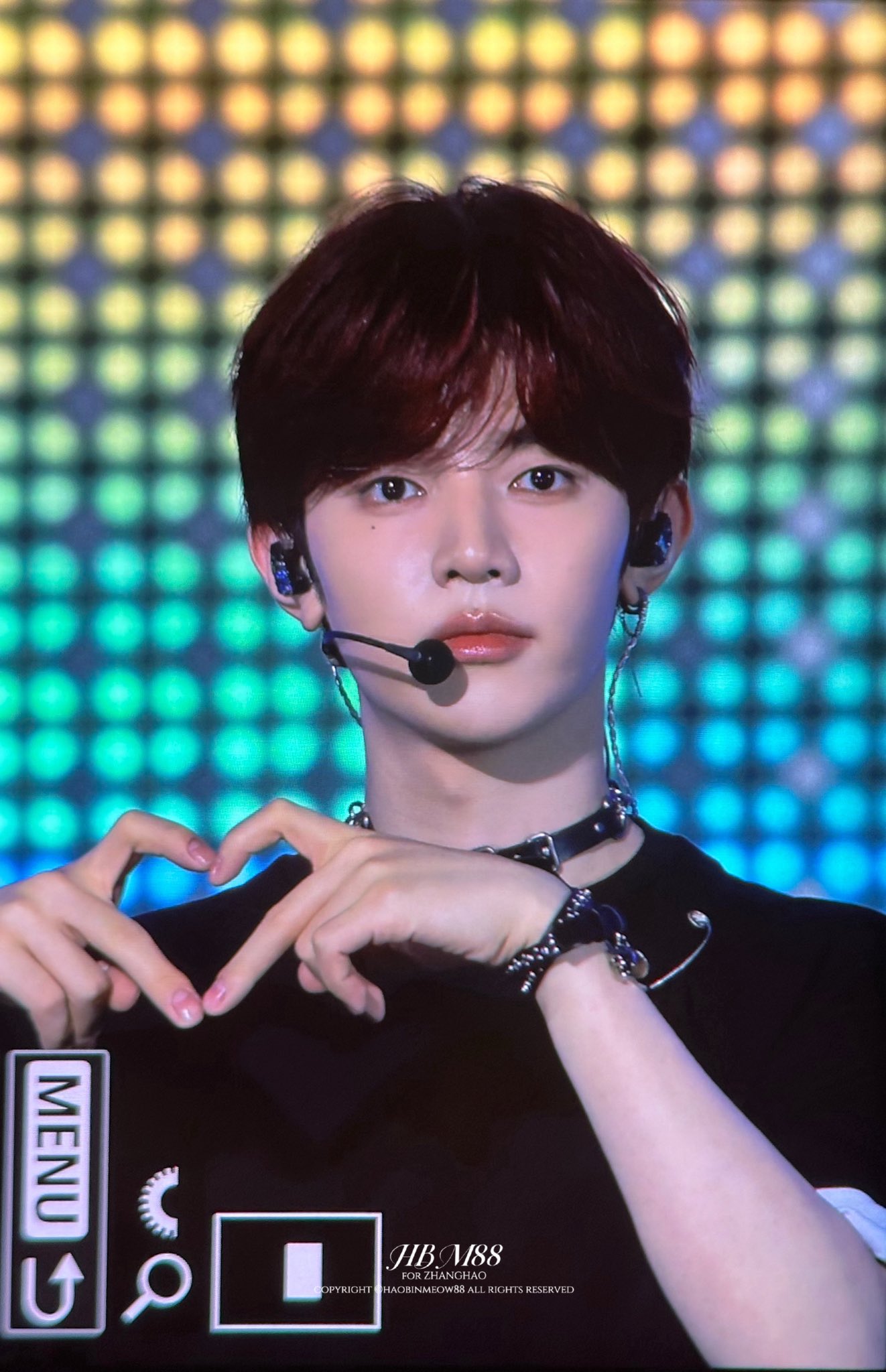 ZB1  ジャンハオ 中国 中華 マカオ 入場特典 ZONE 11/2 Day1 ᴍɪᴡ в X: „250811 반짝투어 pre #장하오 #ZHANGHAO #章昊