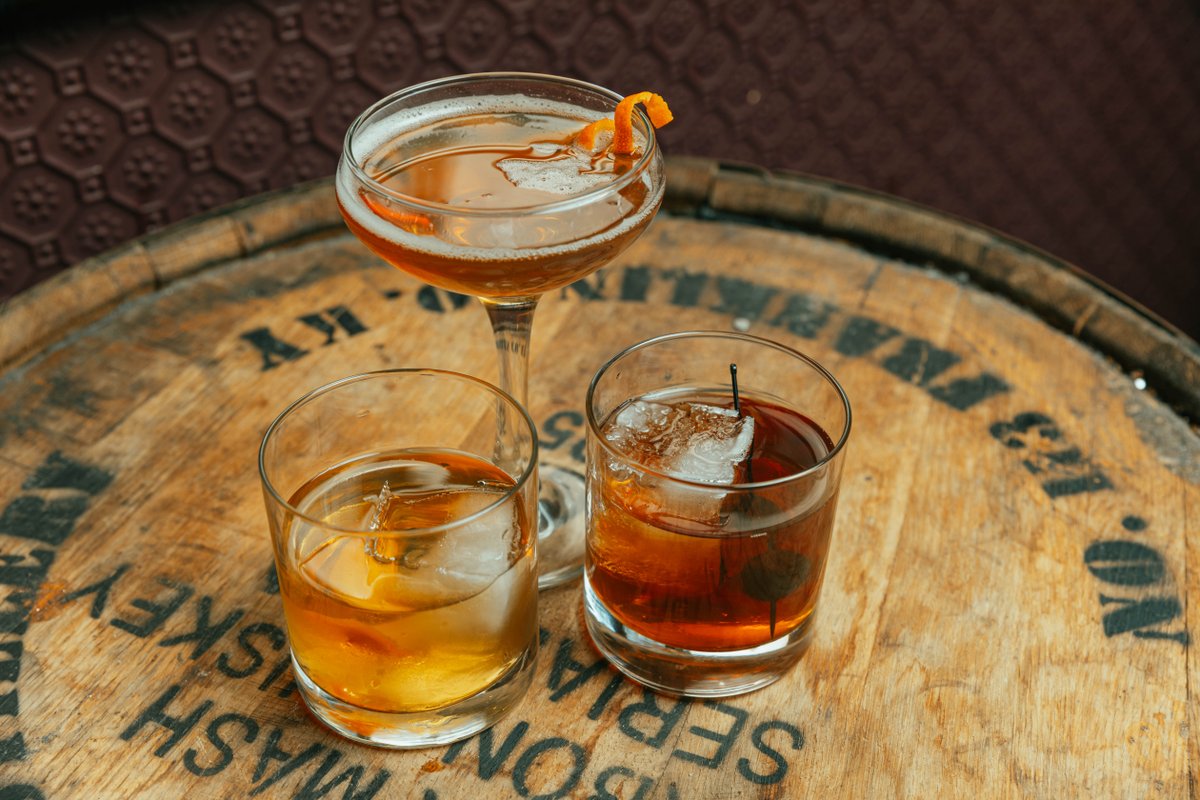 Tennis balls aren’t the only thing being served this week. The Cincinnati Open is in full swing, so swing by for $12 old fashioneds and Manhattans tonight from 6pm - 8pm. 🎾🥃 Game, set, sip.