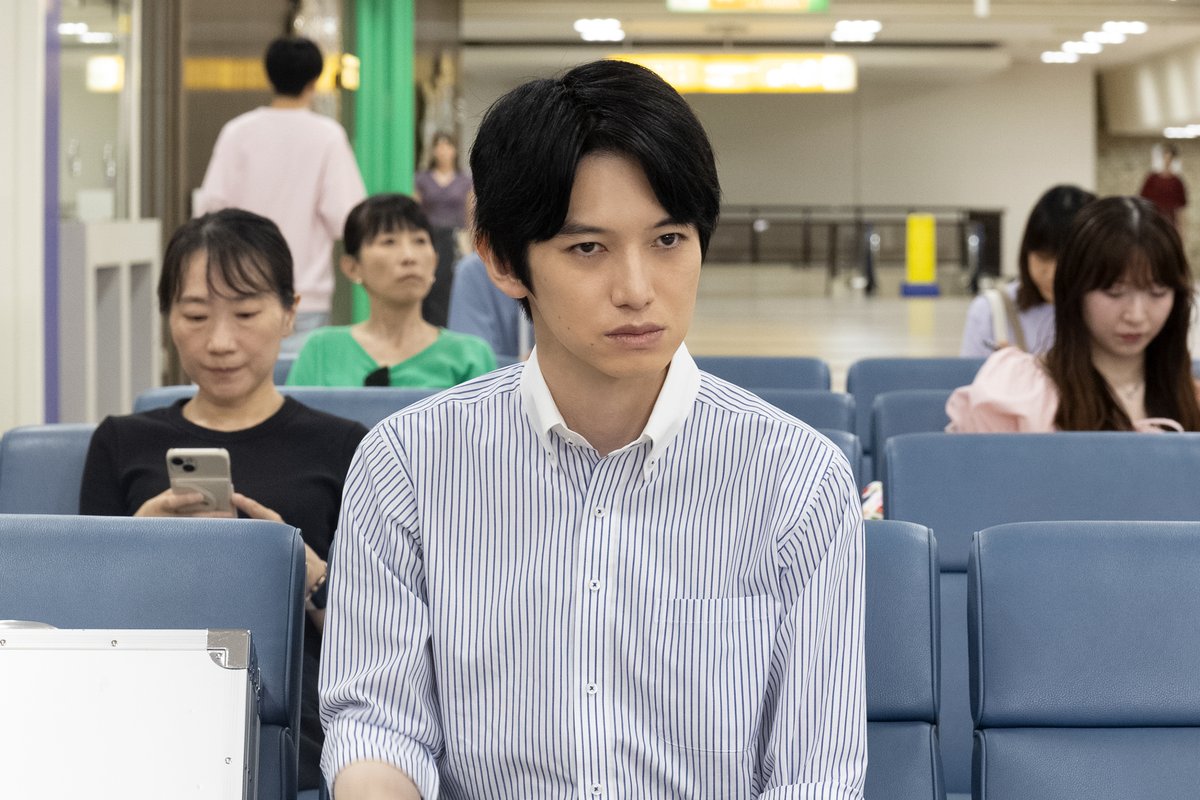 stingers_fujitv's tweet photo. 第𝟒話𝟖月𝟏𝟐日(火)よる𝟗時放送🌟
『 #スティンガース 警視庁おとり捜査検証室 』

⋱✪第𝟒話は今夜放送✪⋰

捜査一課からスティンガースに
『身代金目的誘拐事件』の協力要請が入り
父親役を水上が引き受けることに👨🏻

子どもが苦手な水上は父親役を上手く演じ
無事に事件を解決することができるのか🌀

ぜひリアルタイムでお楽しみください📺´-

第𝟏～𝟑話見逃し配信は𝐓𝐕𝐞𝐫で✔️
🔗https://t.co/oeOldx4RIf

#森川葵
#藤井流星 (#WESTꓸ) 
#本郷奏多
#志田彩良
#井内悠陽
#杉本哲太
#玉山鉄二
#フジテレビ