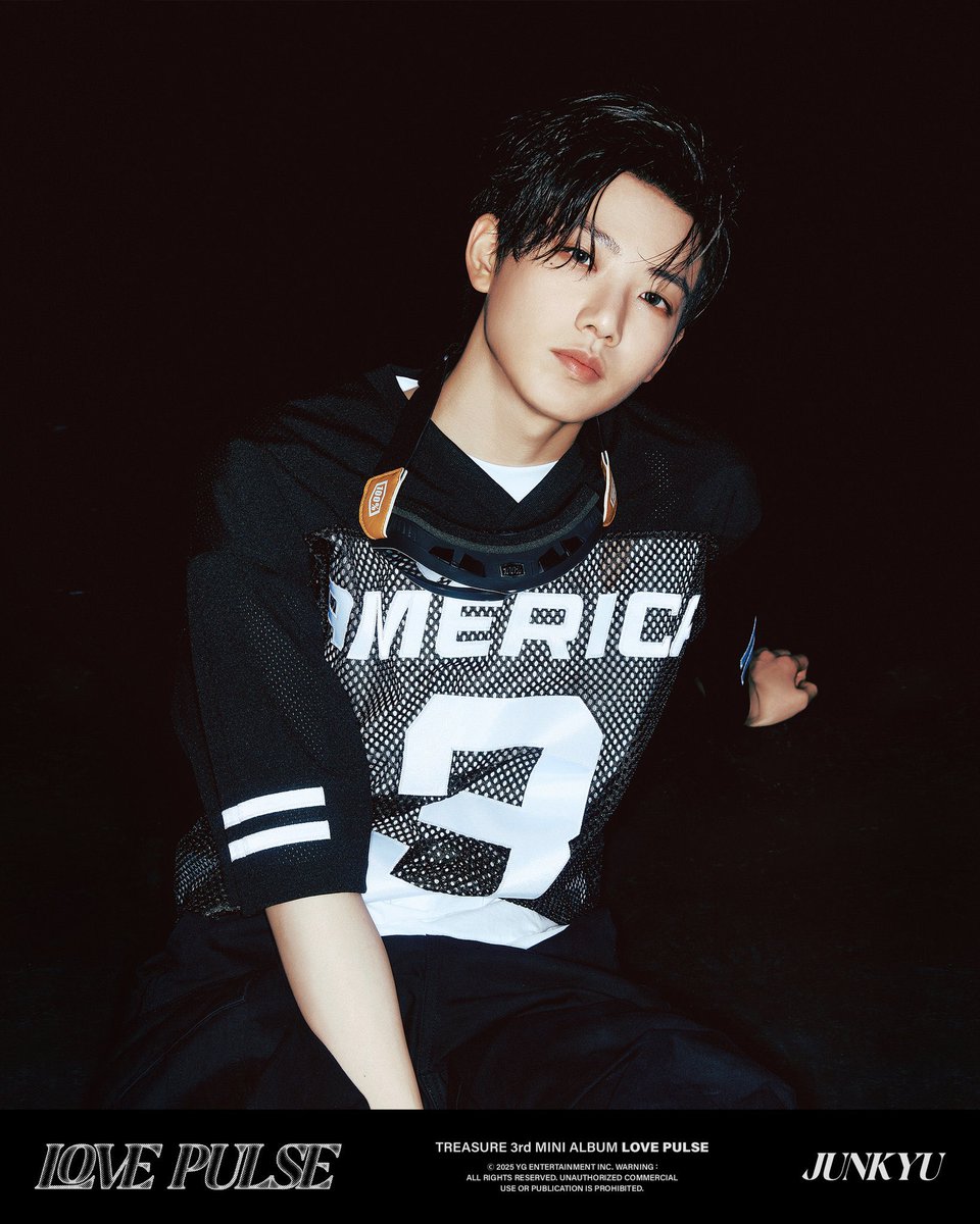 VISUAL FACE OF THE CENTURY