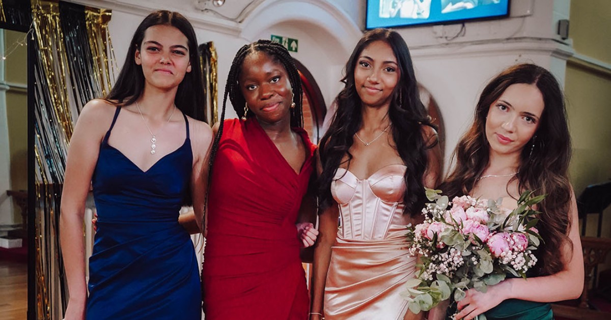 St Margaret's School tweet media