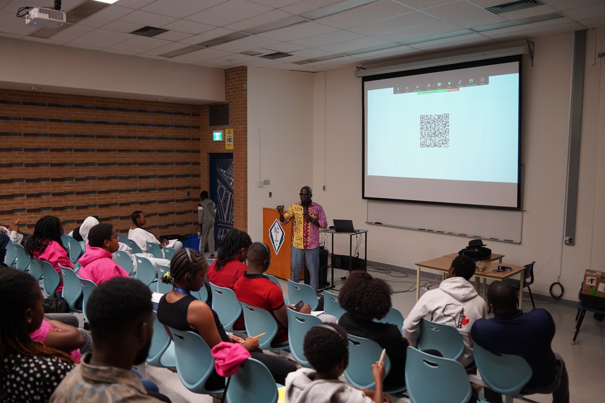 Reminiscing on the last In-Person training of the last cohort of the ACAO Youth Program. What is your fondest memory for in-person trainings? Share your thoughts below! 💭✨ #leaderstoday #CanadaServiceCorps #YouthEmpowerment #InPersonTraining