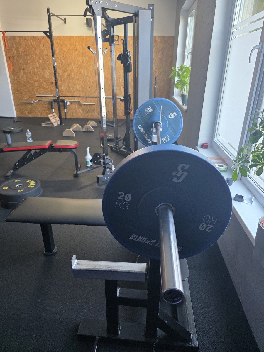 fala871's tweet photo. Live training stream is on!
https://t.co/xNTwyUJDXb https://t.co/YGolZIEGz9