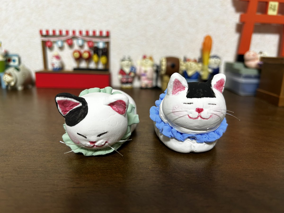 natoyayo's tweet photo. そごう美術館で開催さてれいる「Ukiyo-e　猫百科　ごろごろまるまるネコづくし」のワークショップ「ネコ・コネよう！」へ母娘で参加。
娘は後ろから見た襟元のお肉でおデブにゃんを表現。

#ネコづくし  #そごう美術館  #ネコ・コネよう！ https://t.co/mGoQ1ImLAb