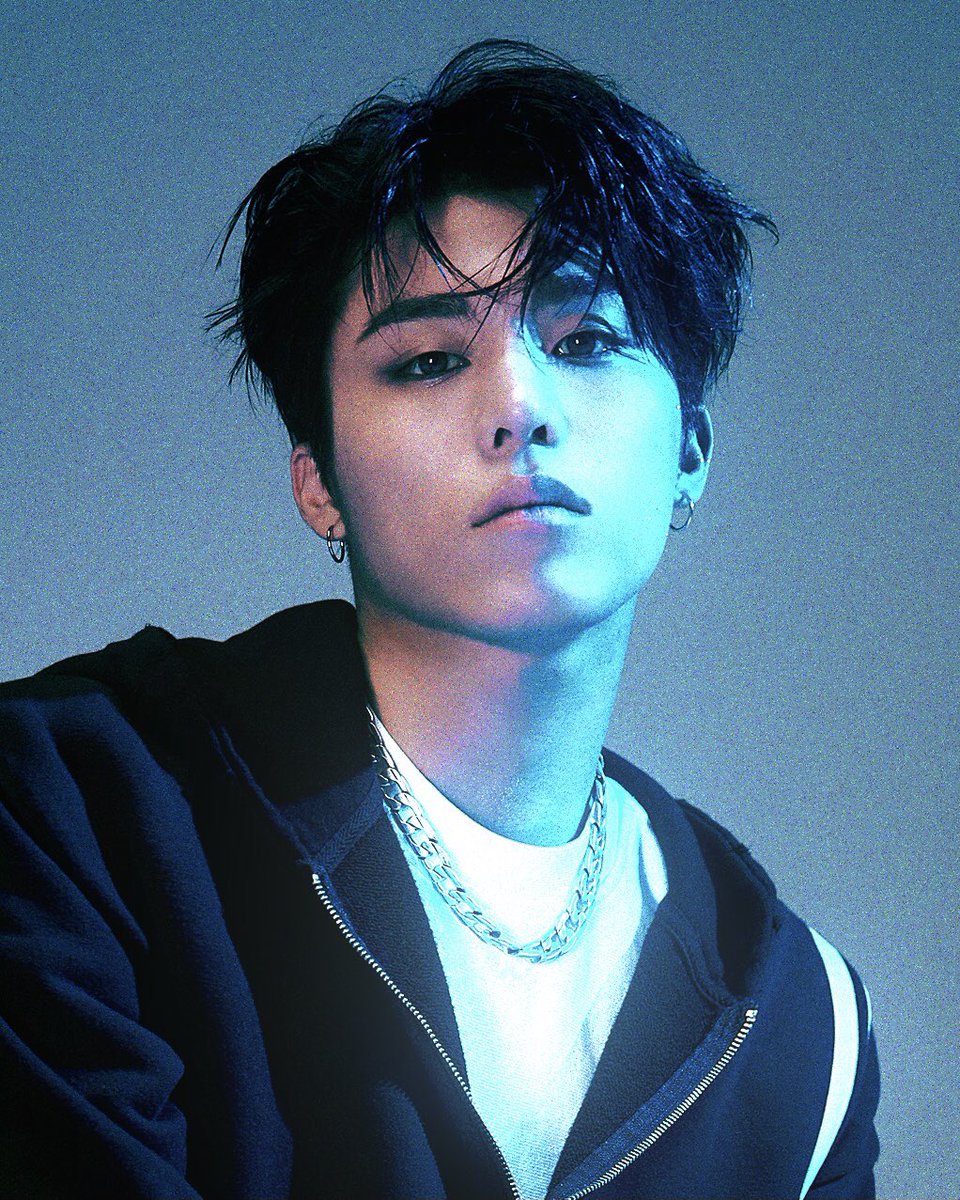 INSANELY HANDSOME #박정우