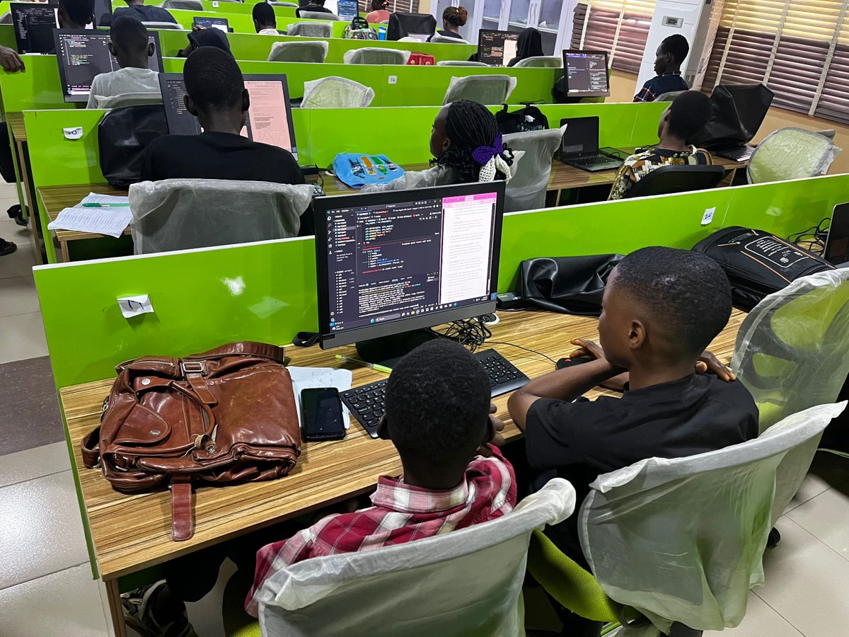 naijacoderorg's tweet photo. Today, our Abuja campers unlocked a new superpower in Python: Objects &amp; Classes! ✨💡 By the end of the day, Abuja campers were not just "coding"—they were architecting their own little worlds!

#NaijaCoder #technology #FutureEngineers https://t.co/CNwyMAVeQx
