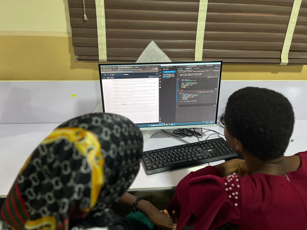 naijacoderorg's tweet photo. Today, our Abuja campers unlocked a new superpower in Python: Objects &amp; Classes! ✨💡 By the end of the day, Abuja campers were not just "coding"—they were architecting their own little worlds!

#NaijaCoder #technology #FutureEngineers https://t.co/CNwyMAVeQx