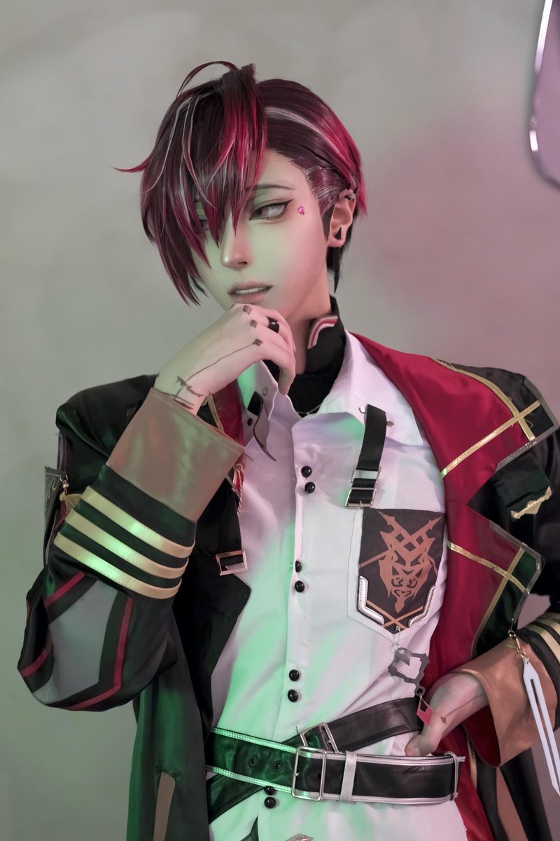 #CosmoVeritan
눈 옆에 있는 하트가 포인트🩷

📸 <a href="/strx_Studio/">동챵 (태사남)</a>