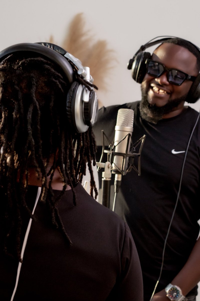 WeziVMhone's tweet photo. I’ve been a fan of @thenameisMag44 for many years &amp; I am humbled to have been featured on the song “Successful” on the album ‘Mr. Mando’ 

Below is the link to the visualizer
👉🏿 https://t.co/KGHa9UT0zc https://t.co/M0ucw3hhgg