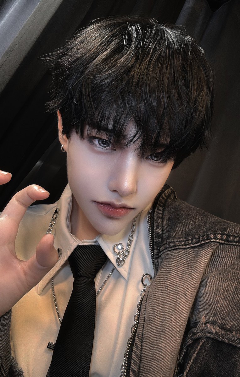 누아르 재밌었어 진짜 진짜로오
그리고 가발 아니고 내머리라고~~~~ ㅜㅋㅋ