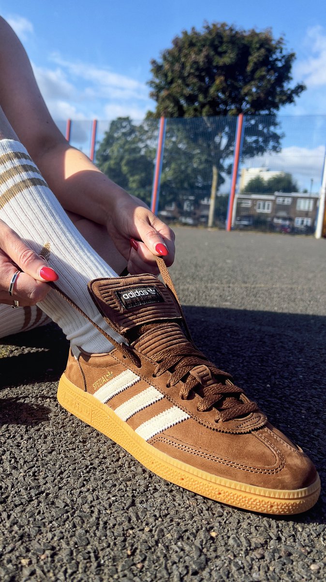FOOTY.COM (@footydotcom) on Twitter photo The <a href="/adidasoriginals/">adidas Originals</a> Handball Spezial LT are out now. Which colourway is your favourite?
Shop now: đź”—tidd.ly/4m4UGJu The <a href="/adidasoriginals/">adidas Originals</a> Handball Spezial LT are out now. Which colourway is your favourite?
Shop now: đź”—tidd.ly/4m4UGJu