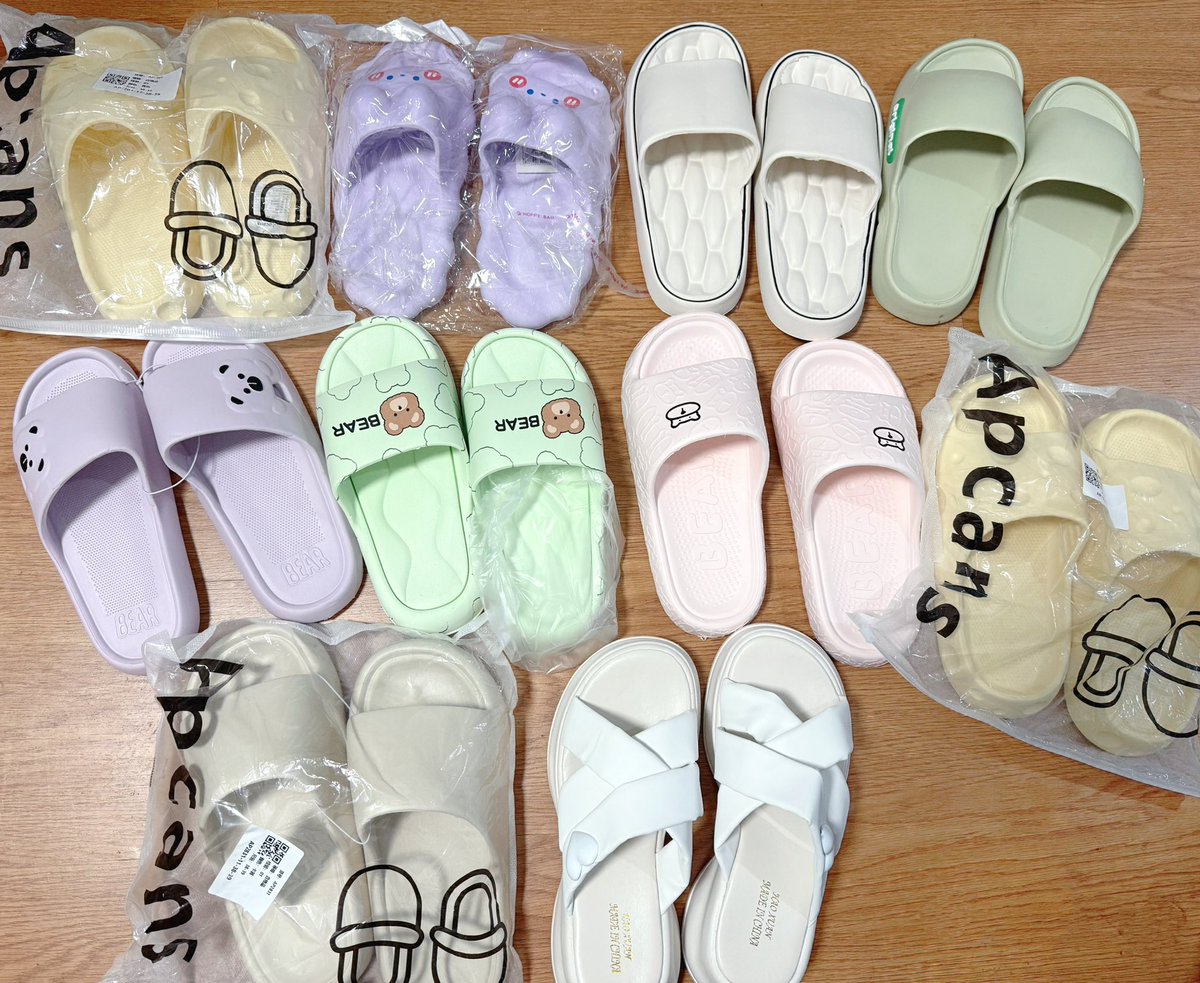 后续是我就有了十双拖鞋
可以用拖鞋圈🐶了