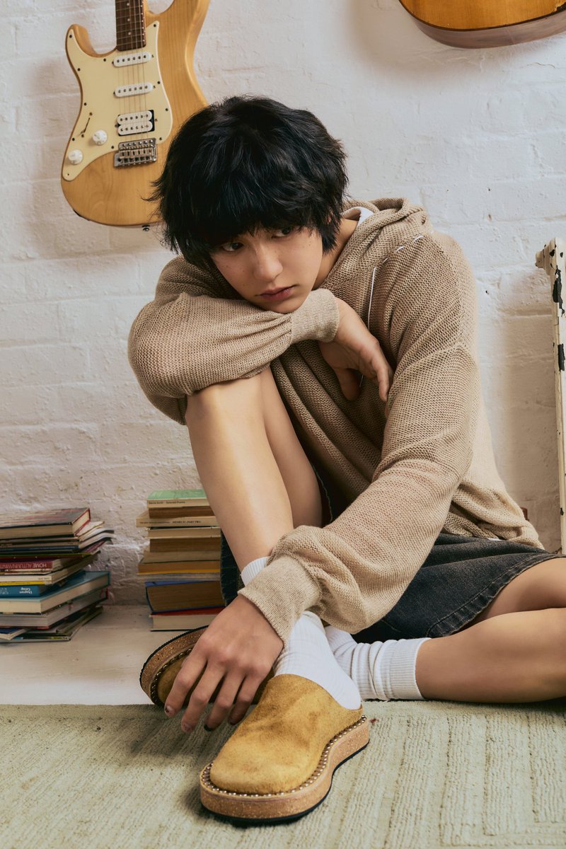 VeseThese's tweet photo. @no_loey_no_life Already on my phone wallpaper

#GOAT61_TeaserImage1
#CHANYEOL_UpsideDown
#CHANYEOL @weareoneEXO https://t.co/xRm5wlEic4