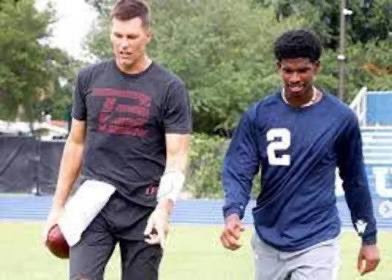 AdamDeMamp23's tweet image. Got the 1.02 in fantasy everything telling me Jamarr or Bijian. But after watching that browns preseason game, I cant pass on the next brady. #2Legendary #Wristup