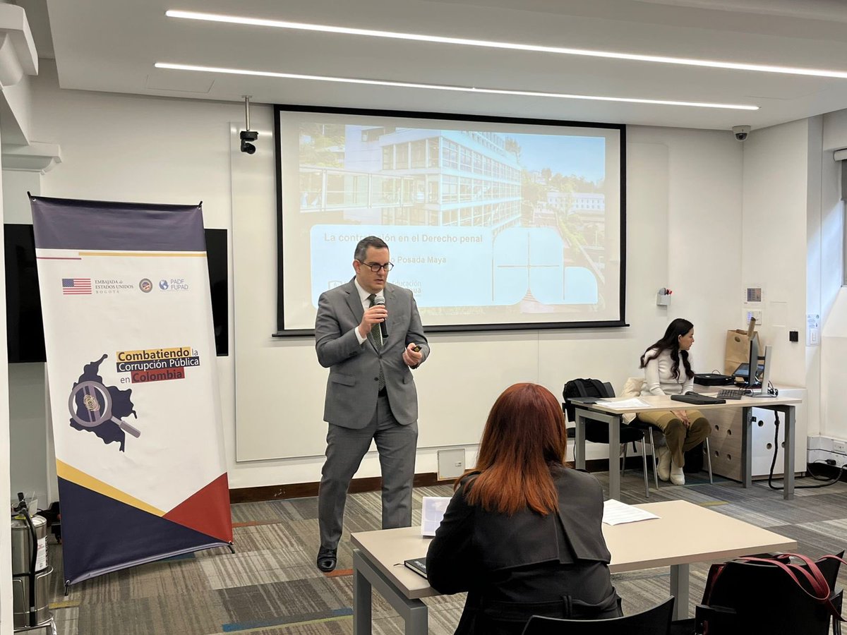 Todo un placer haber participado en el CURSO ADMINISTRACIÓN PÚBLICA Y CONTRATACIÓN ESTATAL, organizado por <a href="/UniandesDerecho/">UniandesDerecho</a> y <a href="/FUPADColombia/">FUPAD COLOMBIA</a> especialmente dirigido a la lucha contra la corrupción pública, organizado por el Prof. Felipe de Vivero.