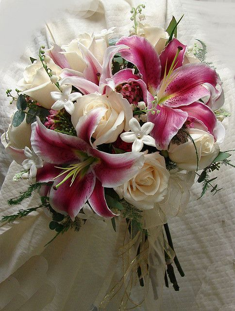 katzflowershop's tweet photo. special delivery for : @meizinitas
π : lei loves u #manghud
π€ from: @marznis https://t.co/jhtIfXrVOc