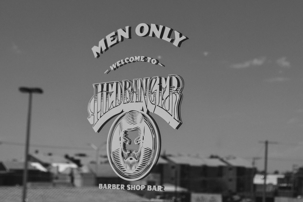 ¡Hedbangers.! Hoy cumplimos 11 años exactos, también en un Lunes 11 de Agosto, de haber abierto oficialmente puertas de la mejor hermandad masculina. Oh, sí.