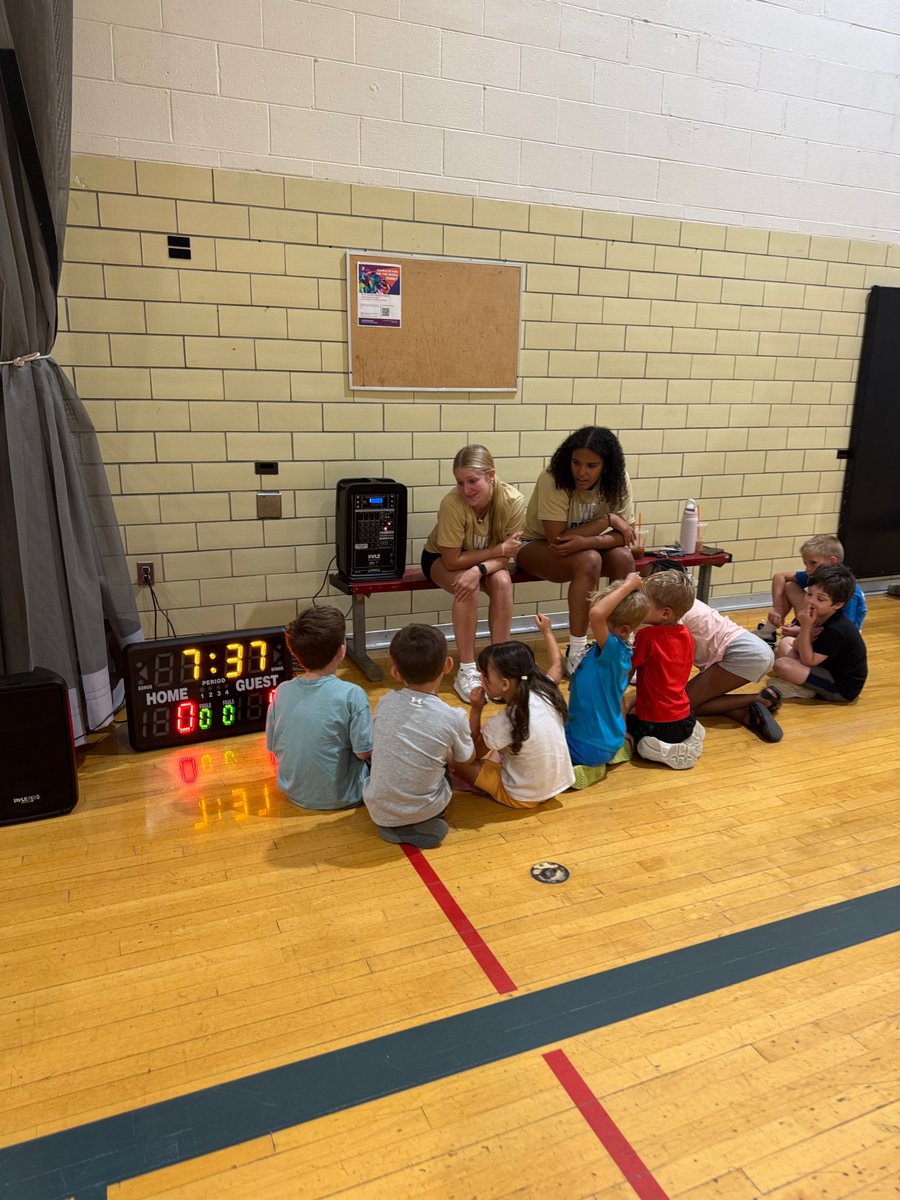 Oakland Women's Basketball tweet media