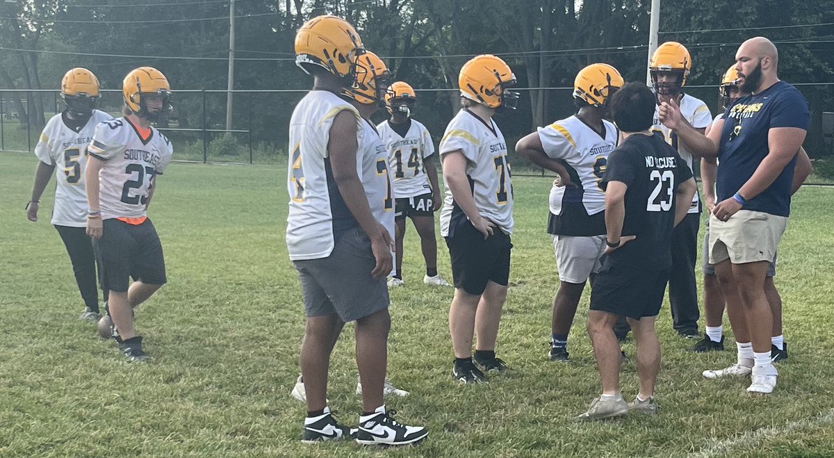 Derek Parris tweet media