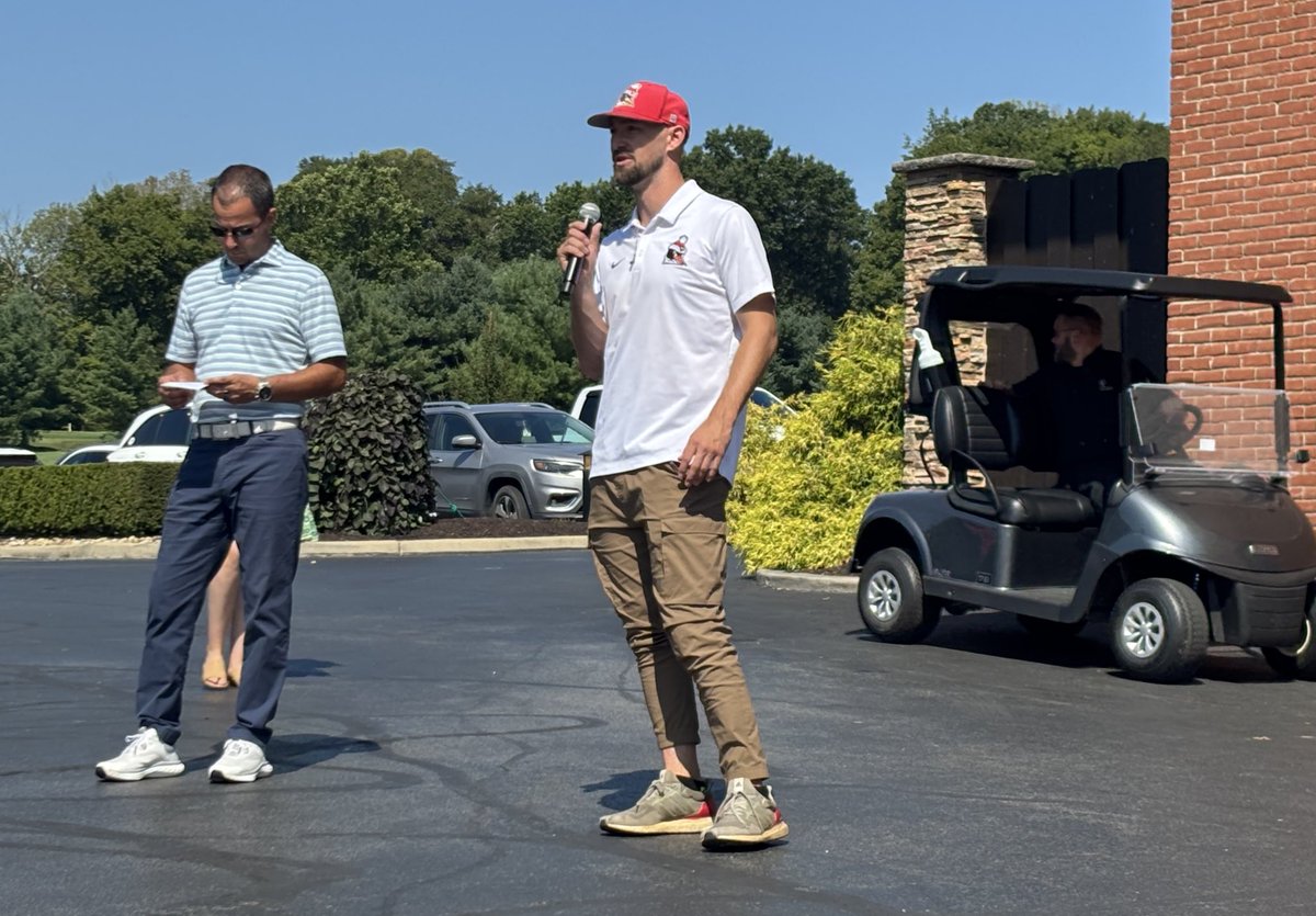 YSU Baseball 🐧 tweet media